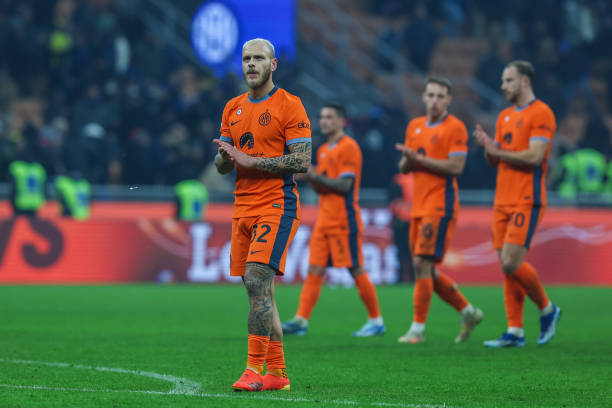 他用实际行 他用实际行